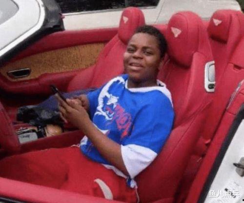 炫富儿子爆料视频,揭秘奢华生活背后的真相  第1张